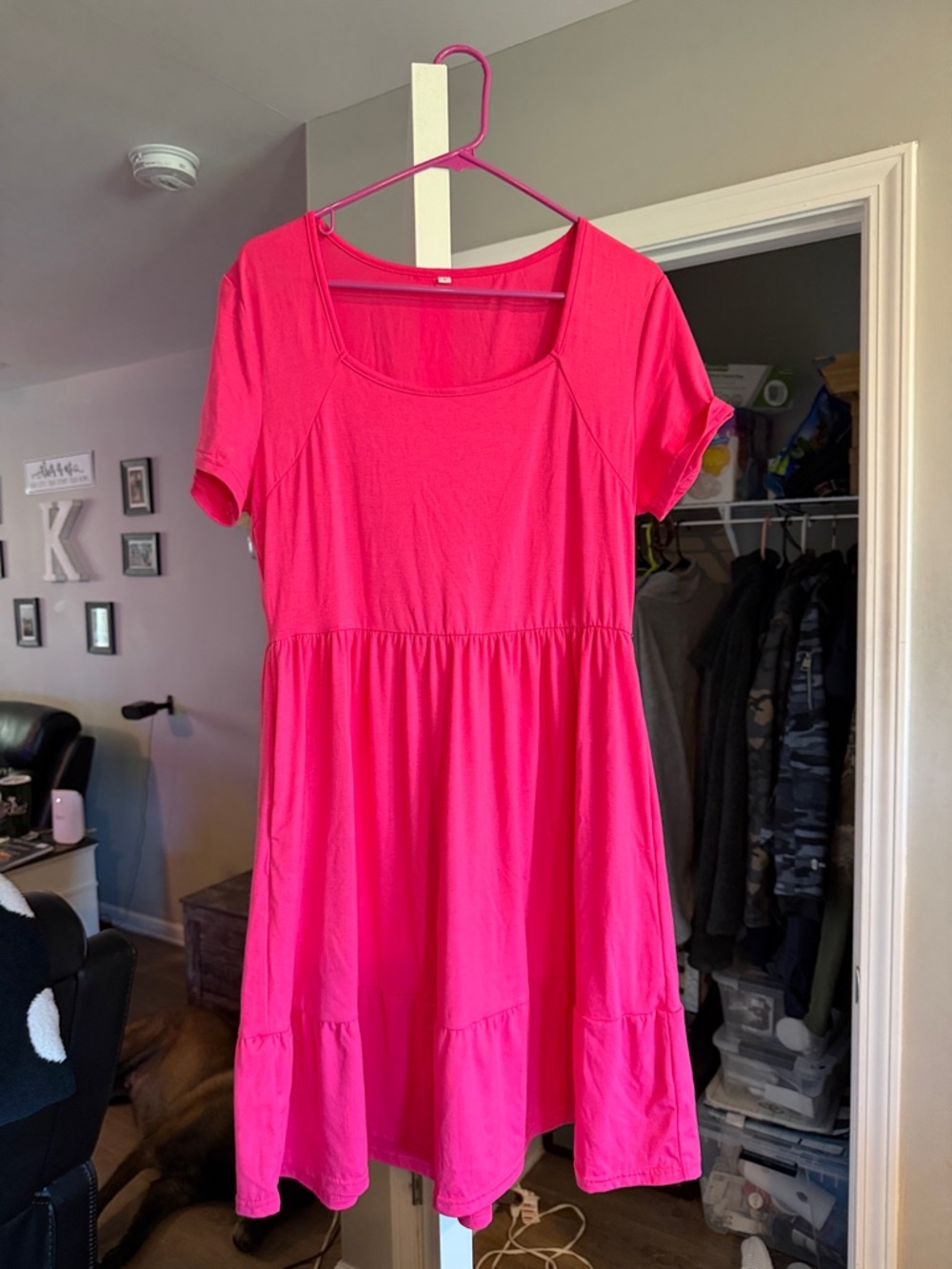Women’s L Bright Pink Short Sleeve Women's Dress